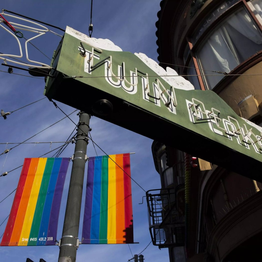 Twin Peaks Tavern 2
