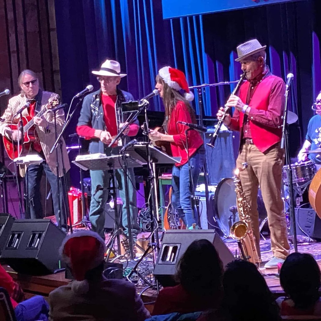 The Christmas Jug Band Holiday Show 1