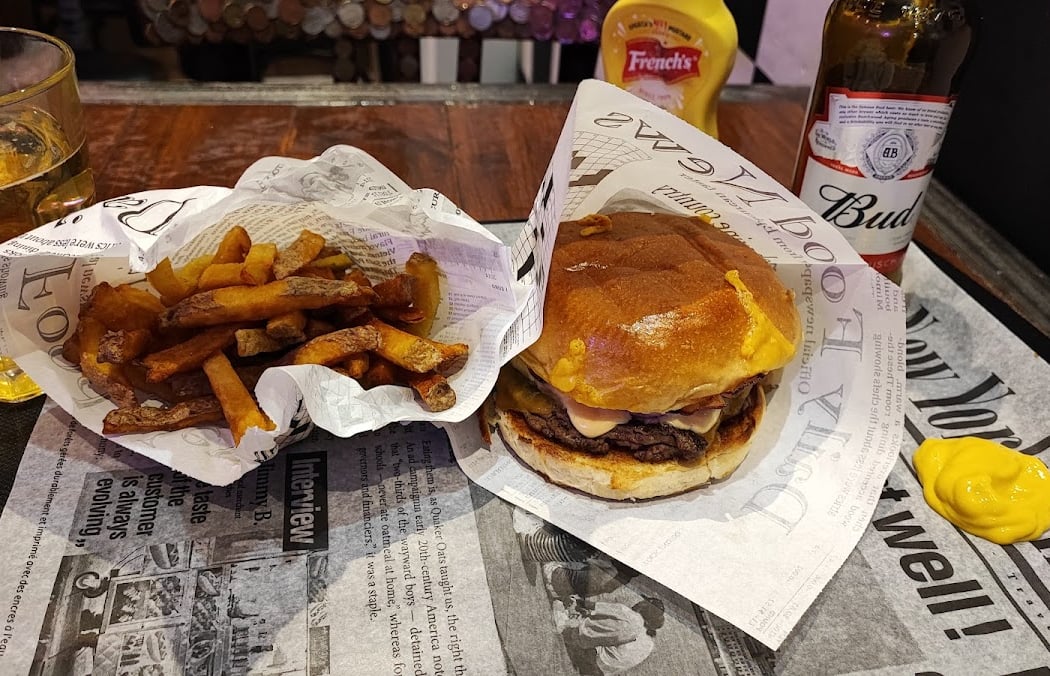 Koff Burger Montmartre 1