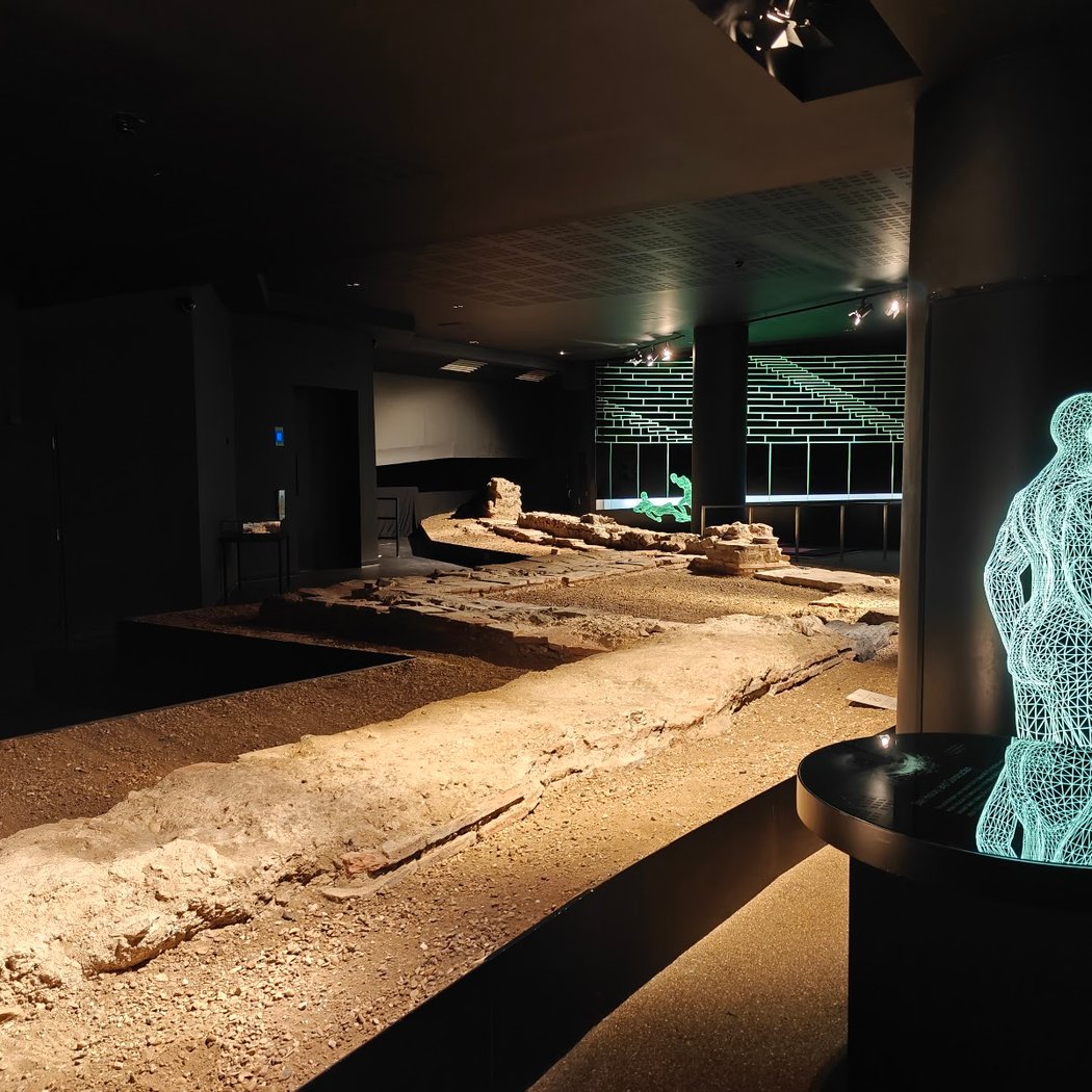 London's Roman Amphitheatre 3