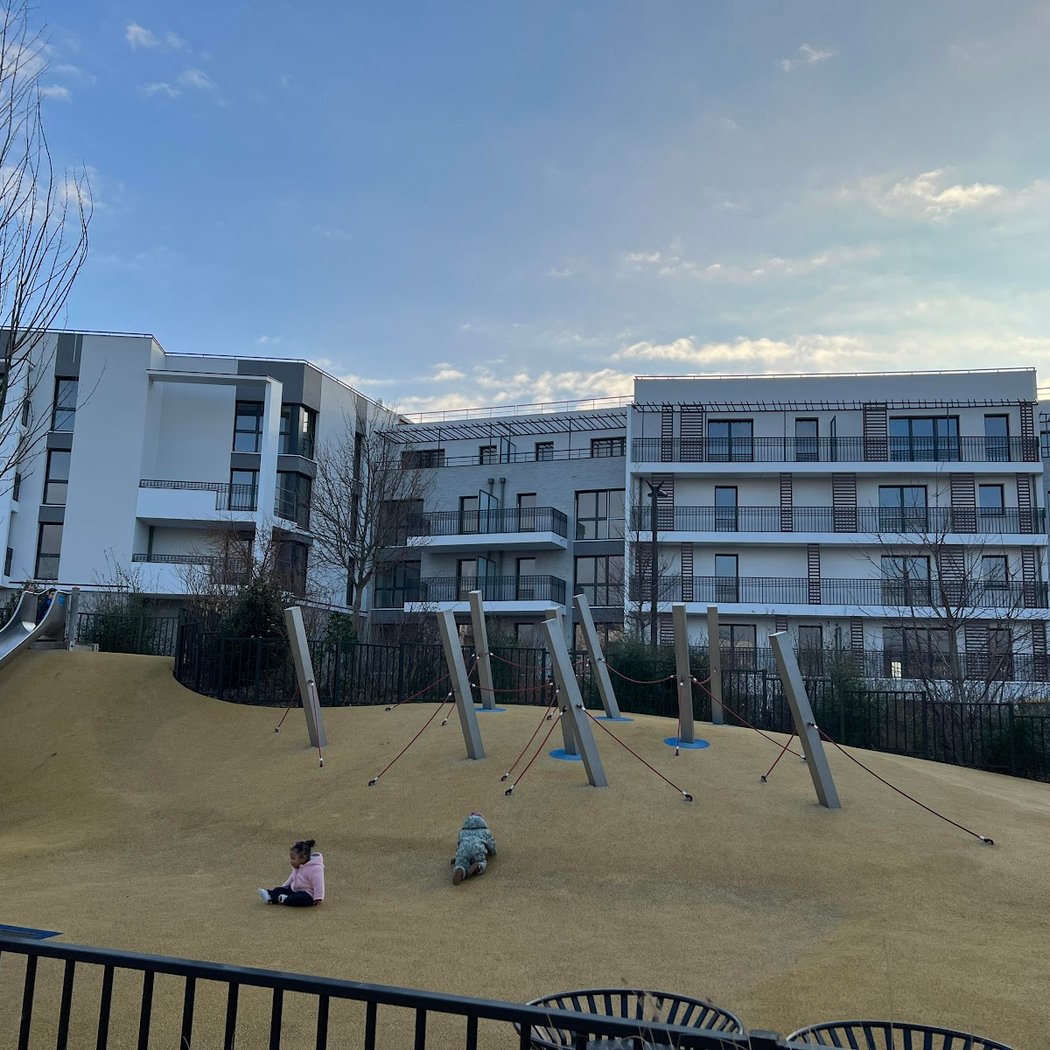Aire de jeux pour enfants 3