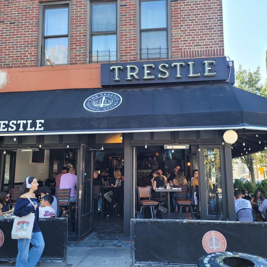The Trestle Trivia Night 3