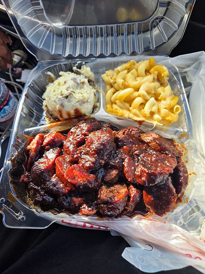 Everett & Jones Barbeque 5