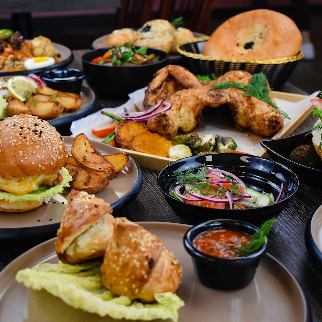 Alons Uzbek Halal Grill 1