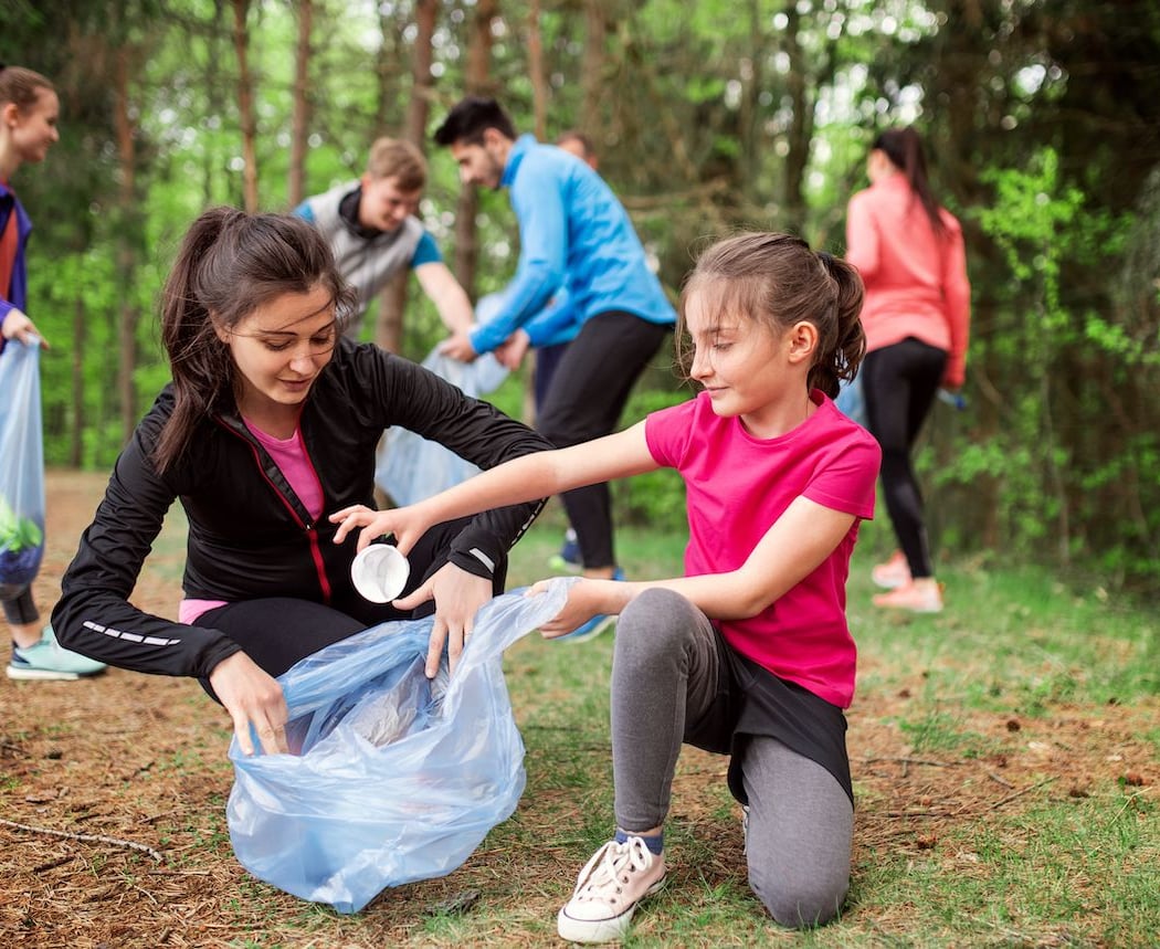 Friday | Team up to clean-up | Vondelpark