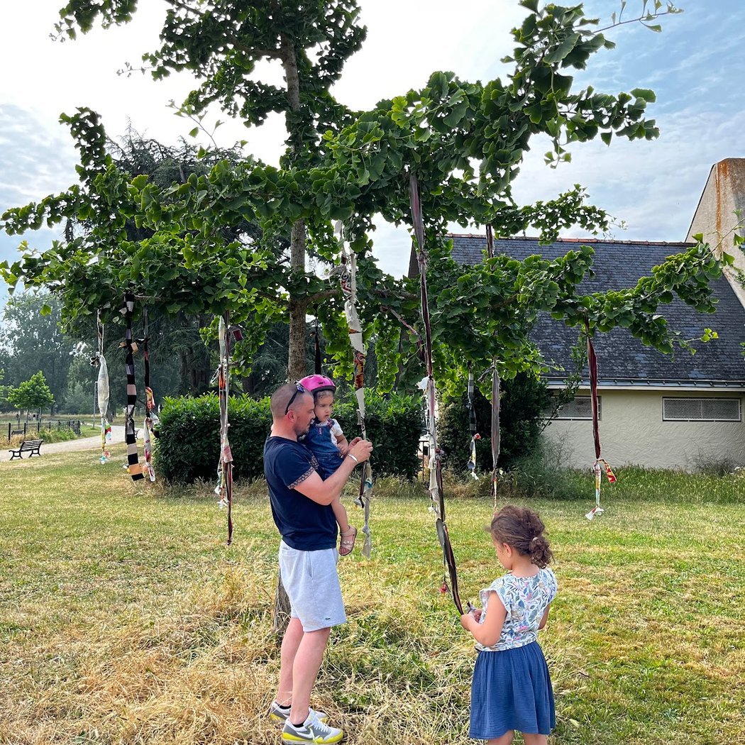 Arbre à tétines 1