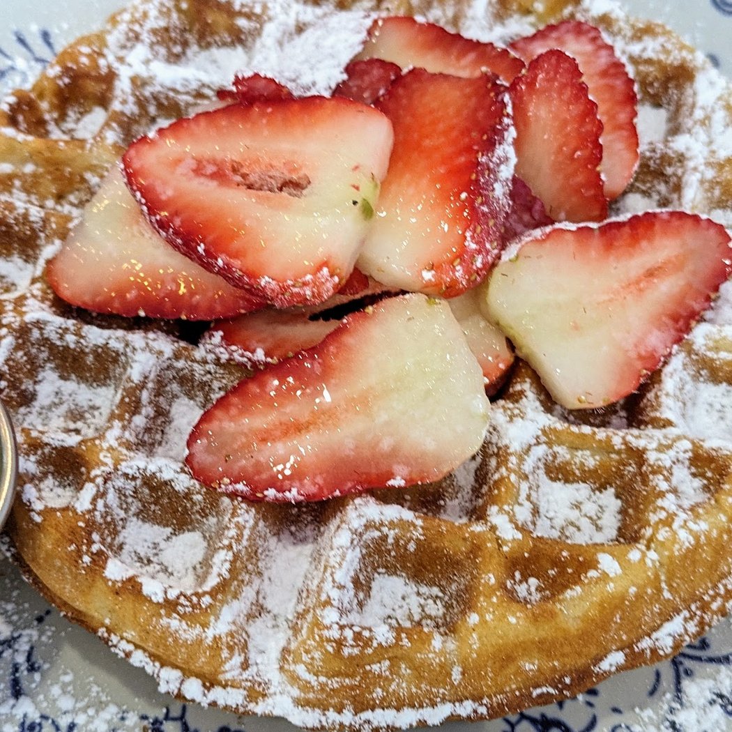 Dalias Harlem Cafe 1