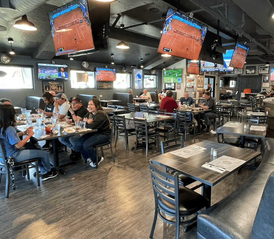 Double D's Sports Grille 2