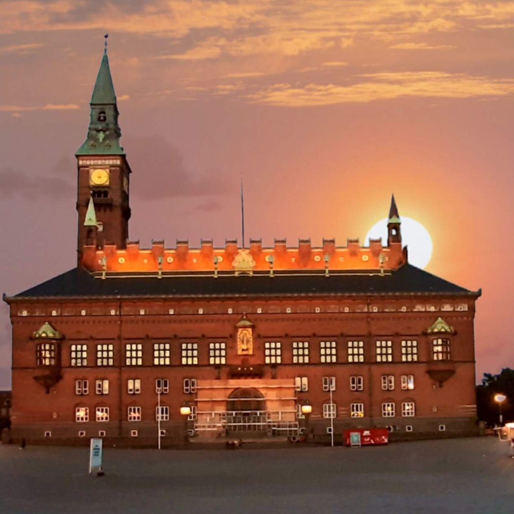 Rådhuspladsen 1