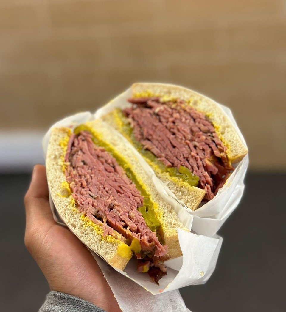 Deli 770 1