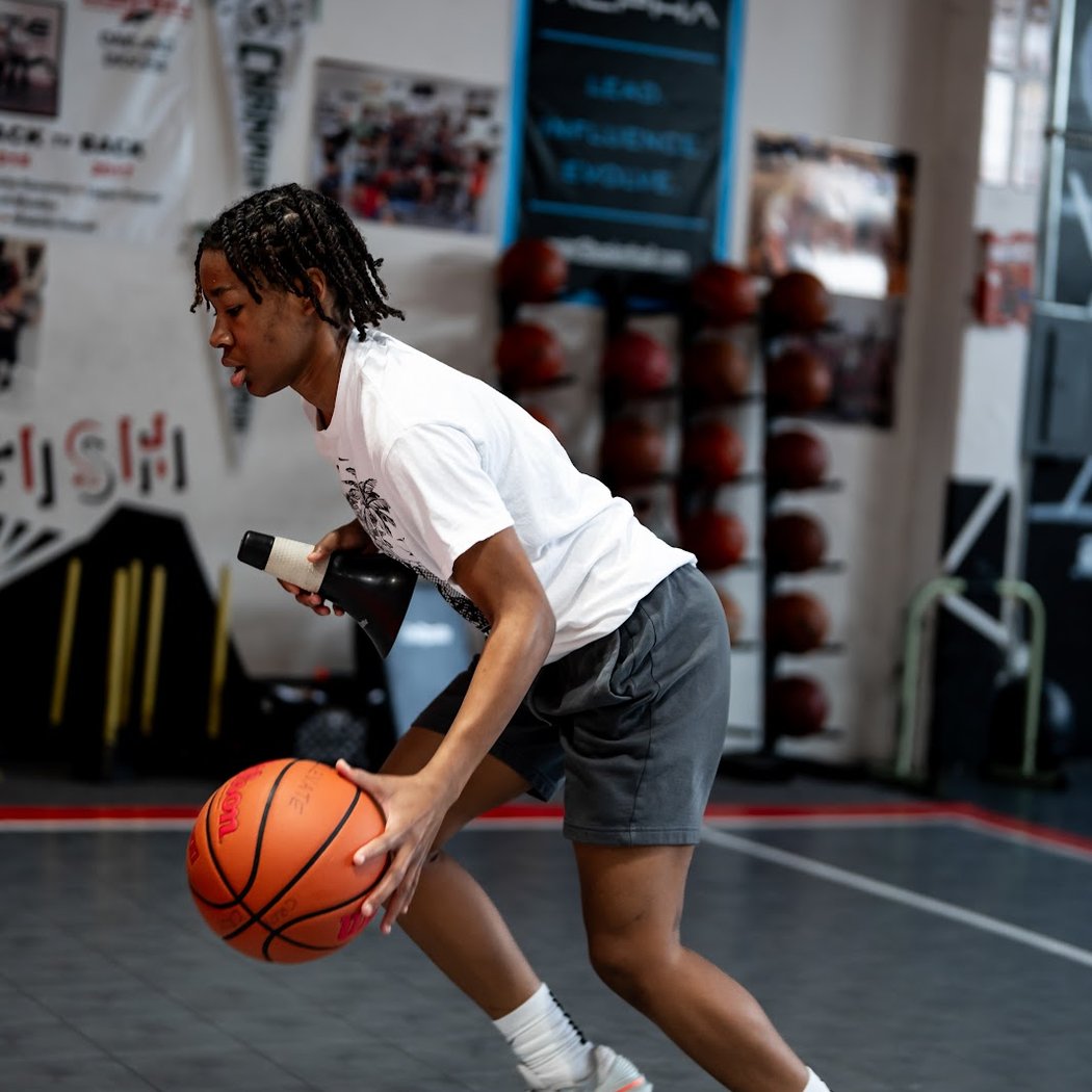 Hoop Never Stops Academy 1