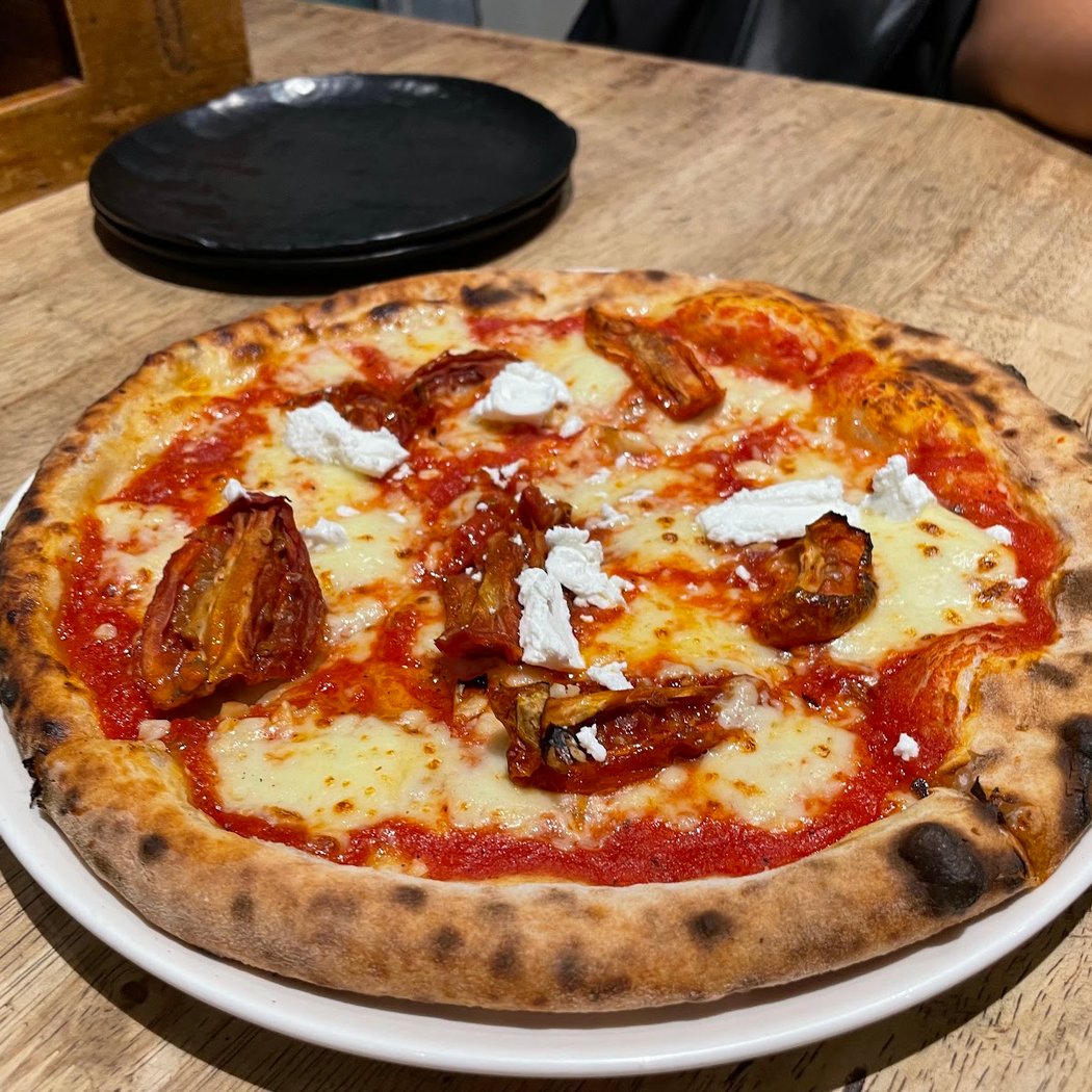 Brik Oven - Woodfired Pizzas (Church Street) 3