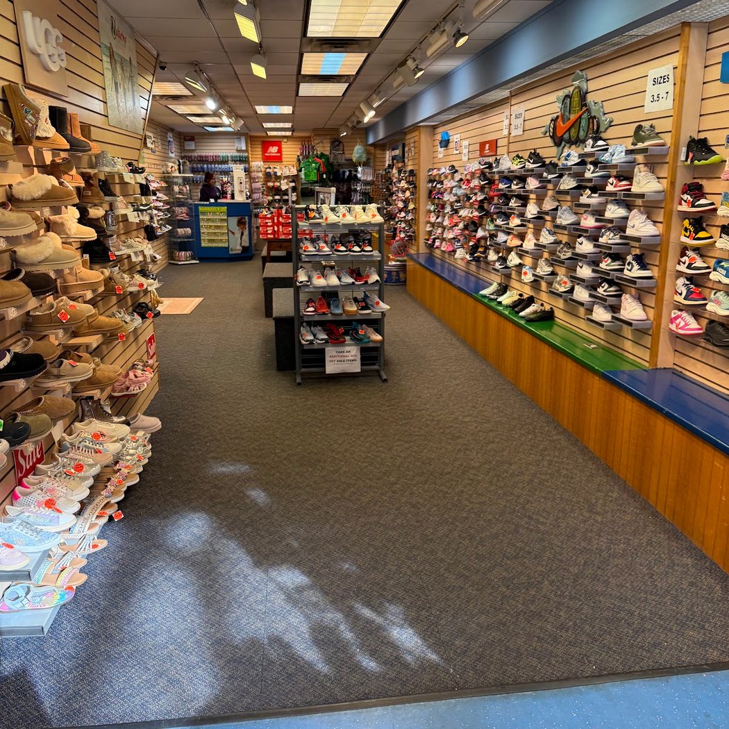 Tip Top Shoes Kids 2