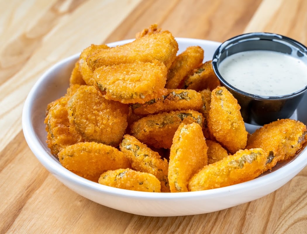Chicken N Pickle - Grand Prairie 1