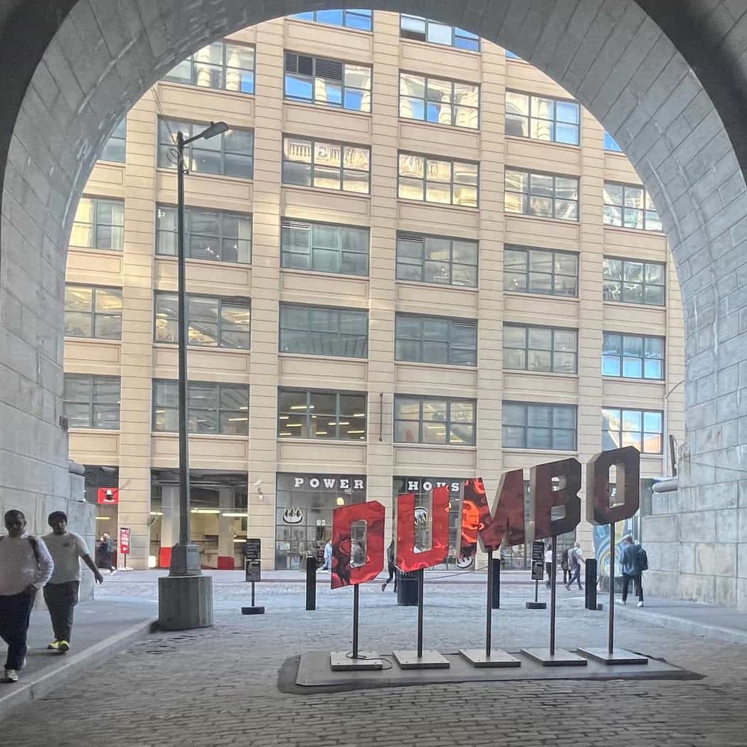 DUMBO Archway 2