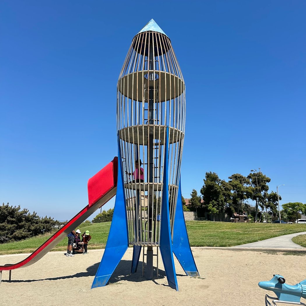 Los Arboles "Rocketship" Park 3