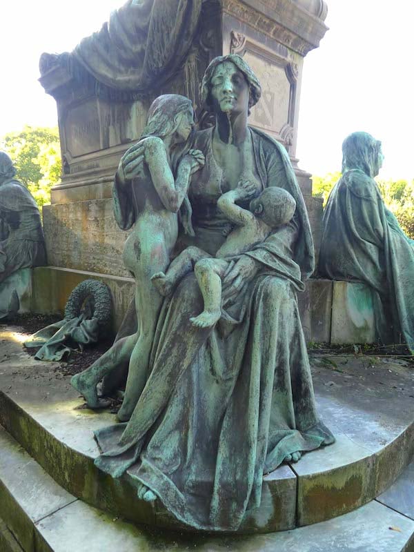 Monument funéraire de Joaquin Maria de Errazu 2