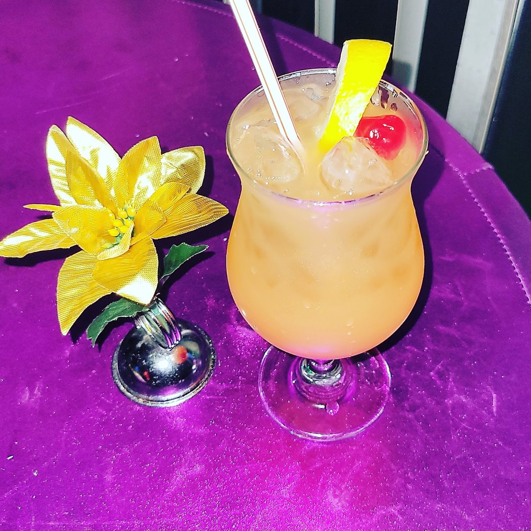 Island Grill Cafe 3