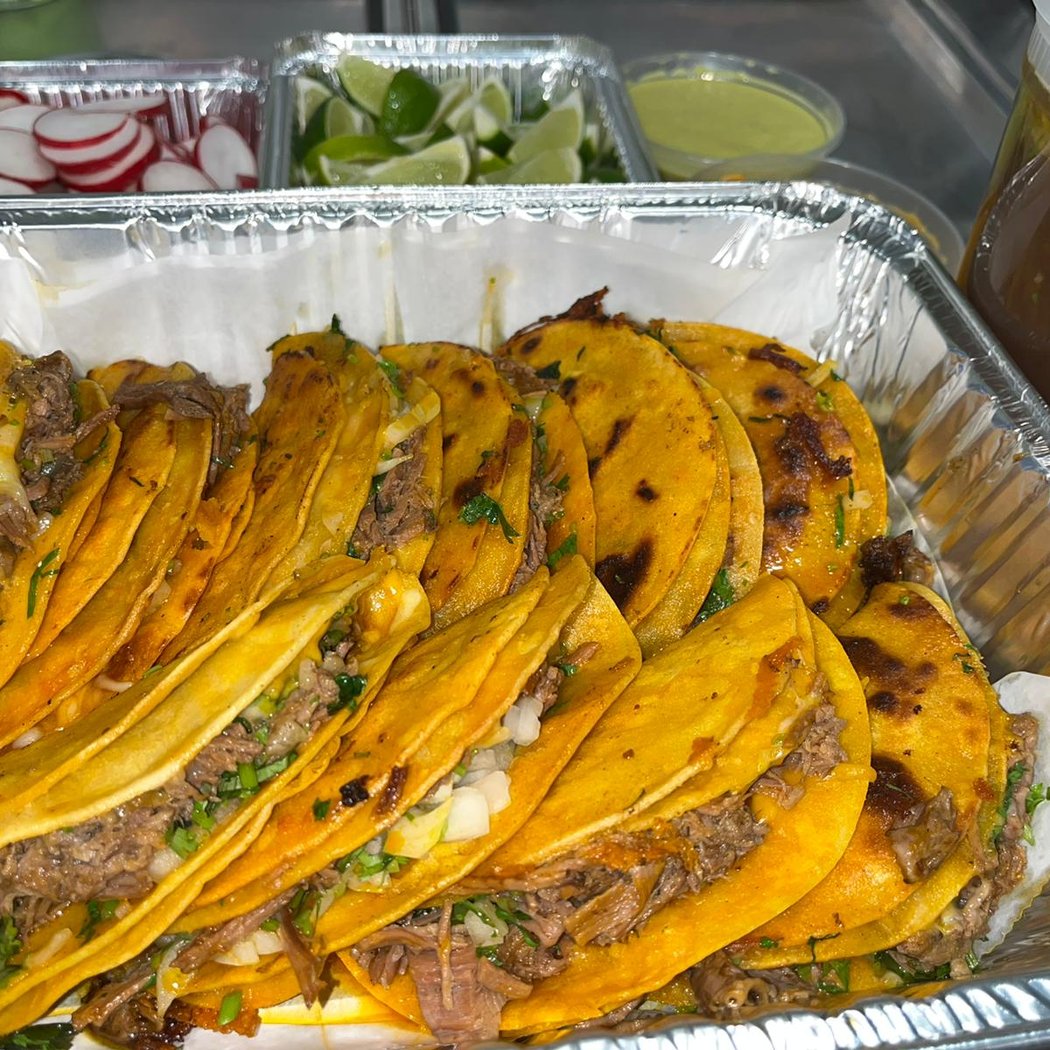 Derek food truck 1