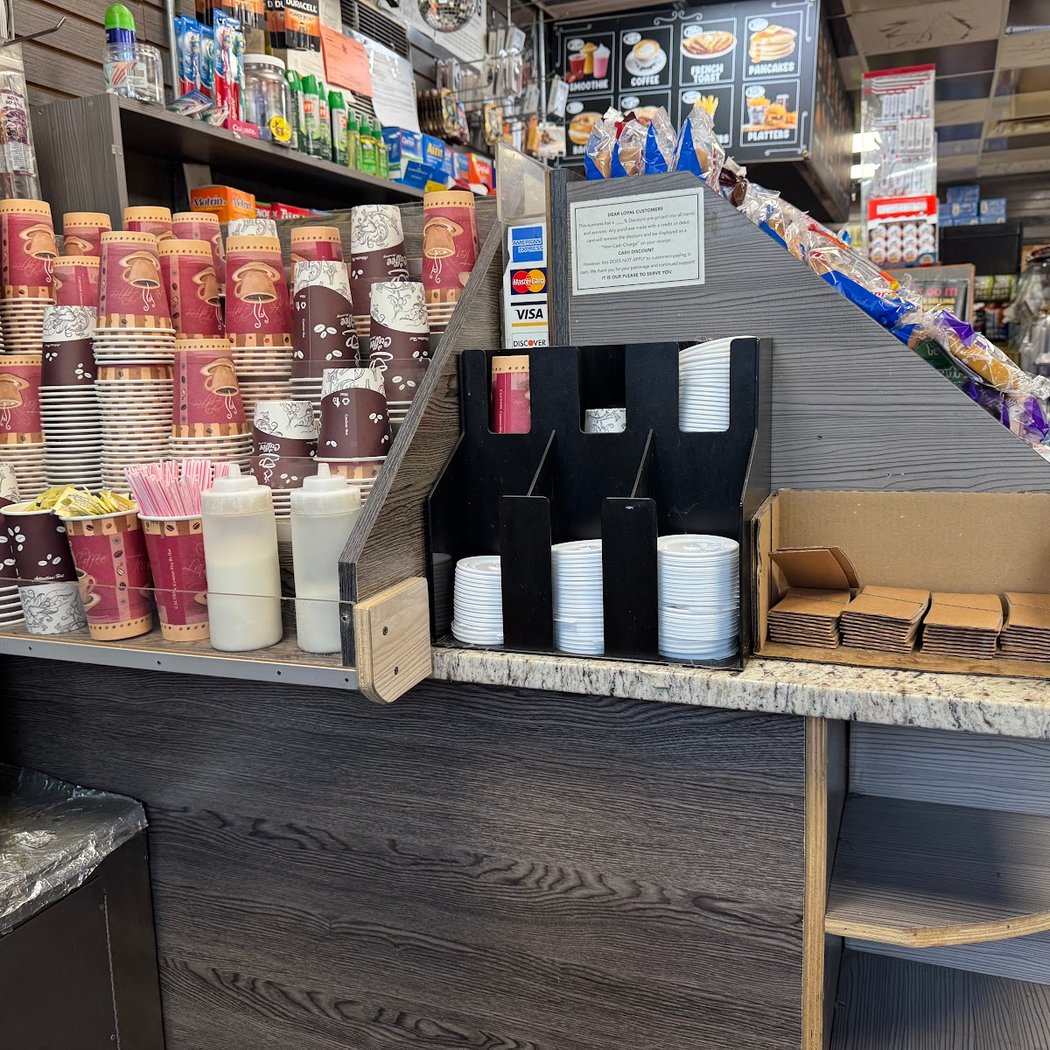 Strickland Deli & Grill 3