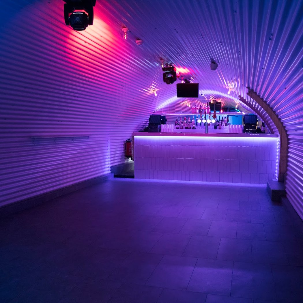 She Soho 3