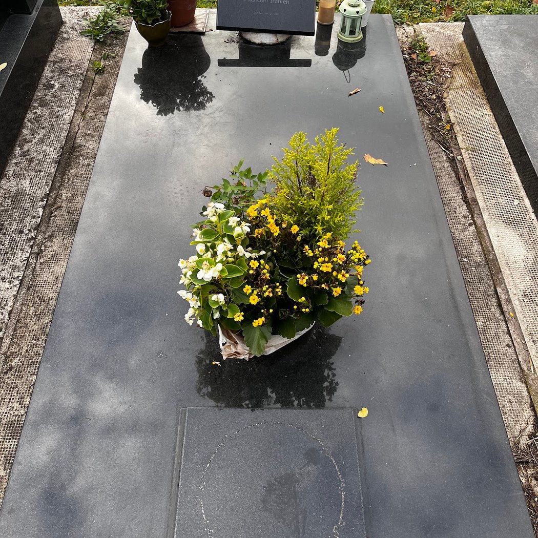 Farhad Mehrad Tomb 3
