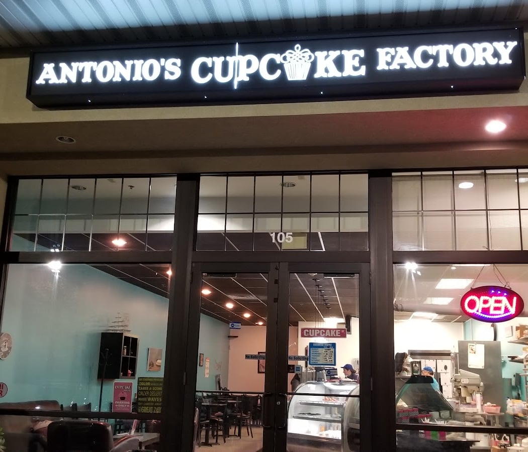 Antonio's Cupcake Factory 2