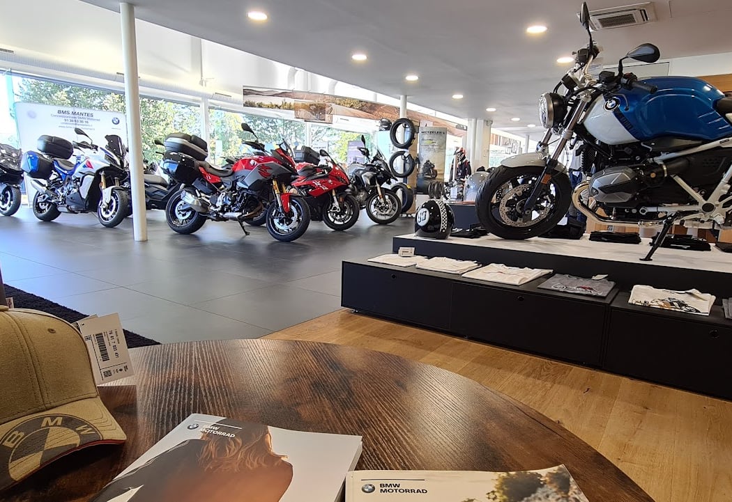 Découvrez la gamme Tour BMW Motorrad 2
