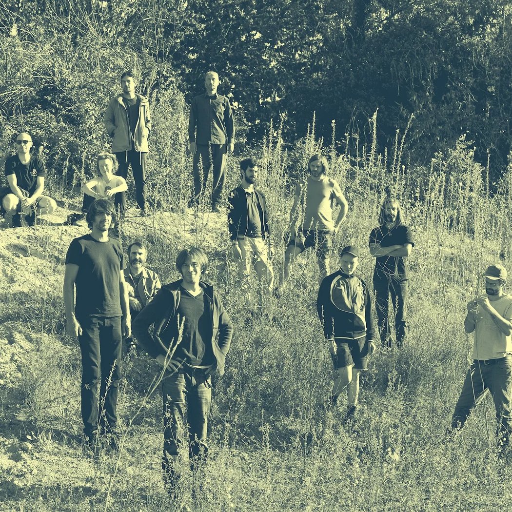 La colonie de vacances + Deeat Palace
