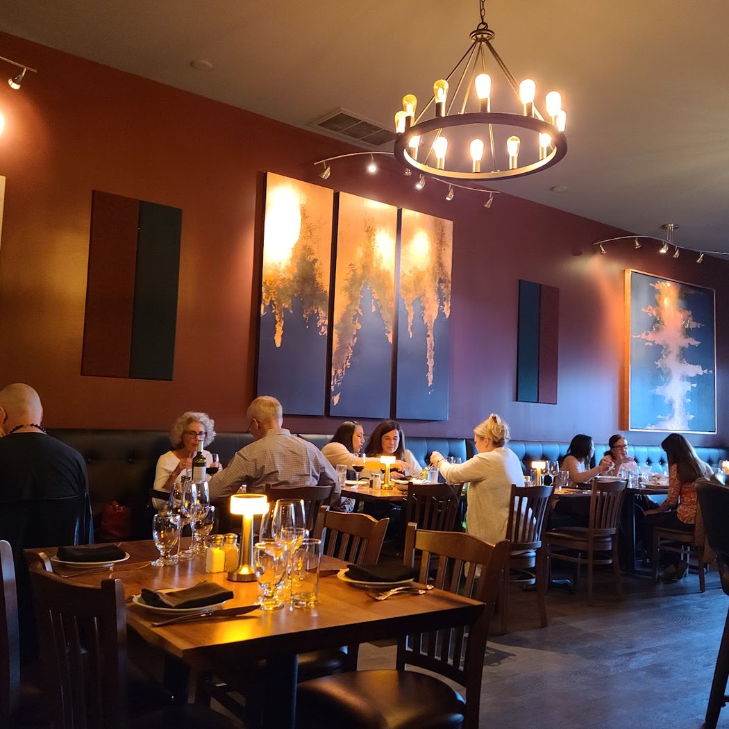 Trapeze Restaurant 3