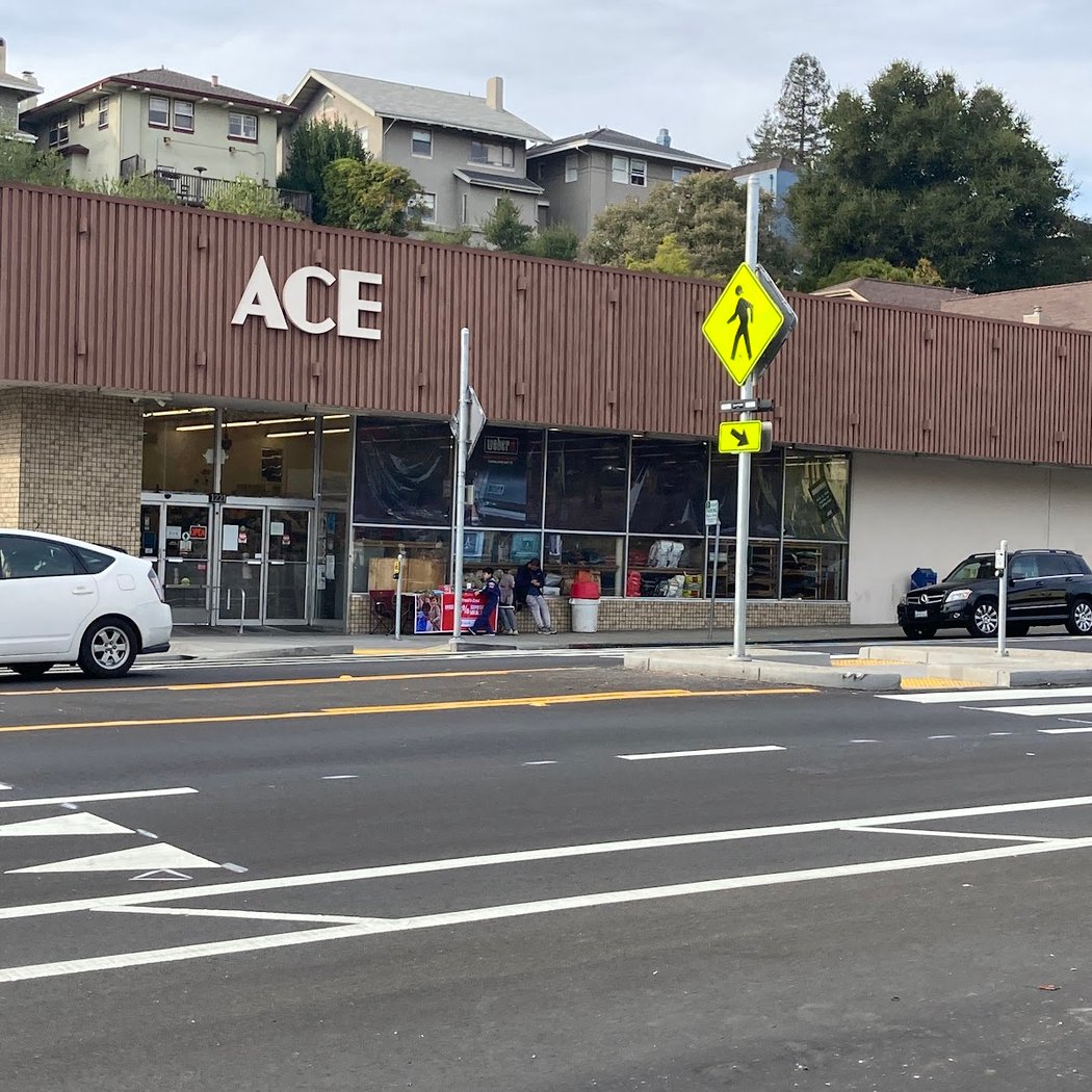 Grand Lake Ace Hardware Inc 2