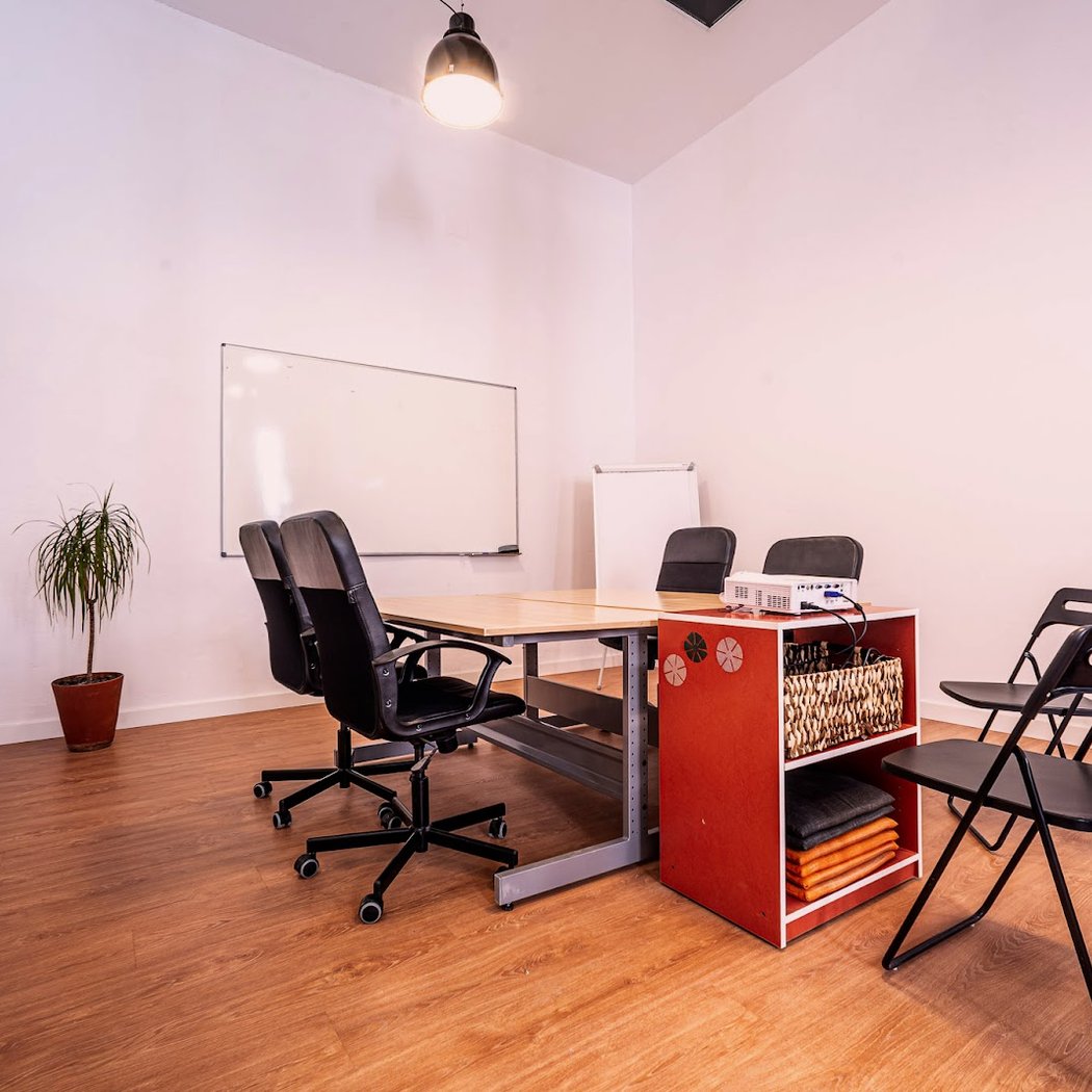 THINKING COMPANY COWORKING 3