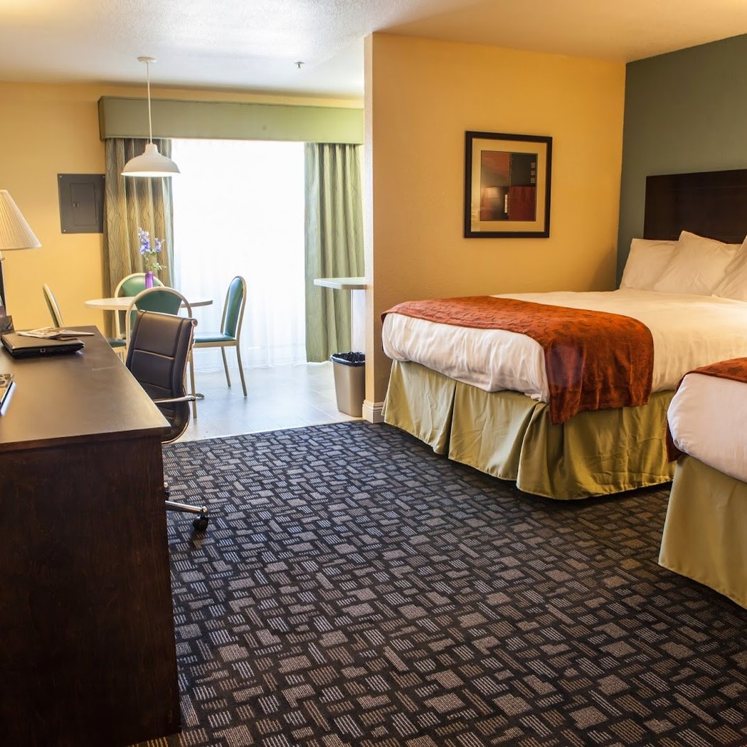 Marinwood Inn & Suites 1