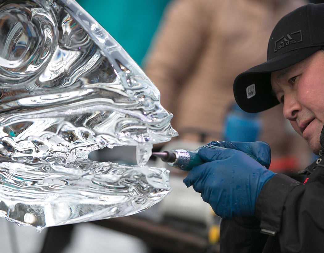 Winterfest Ice Sculpting: Chan Kitburi 1