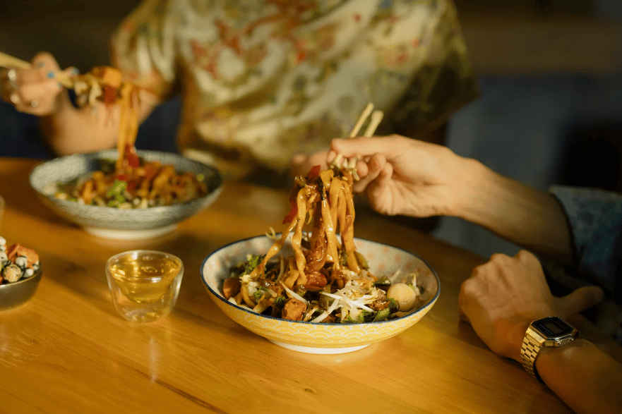 Thai Drunken Noodles & Tom Yum Soup Cooking Class 2