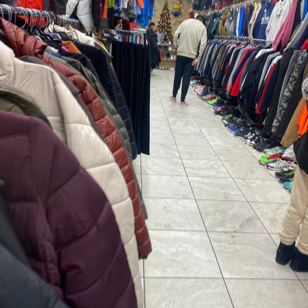 My Little Meicy's thrift store 1