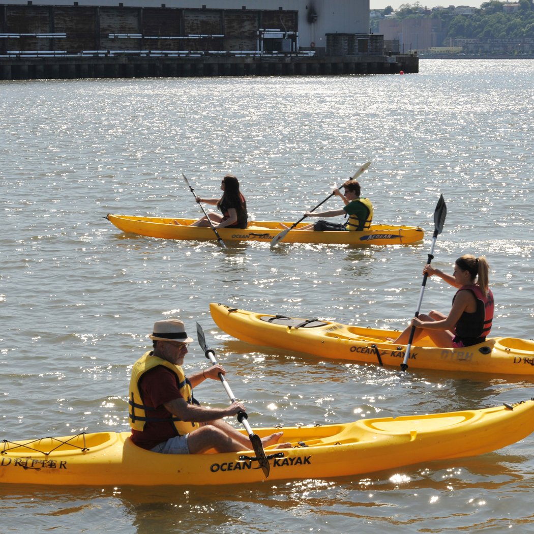 Kayaking on the Hudson 1