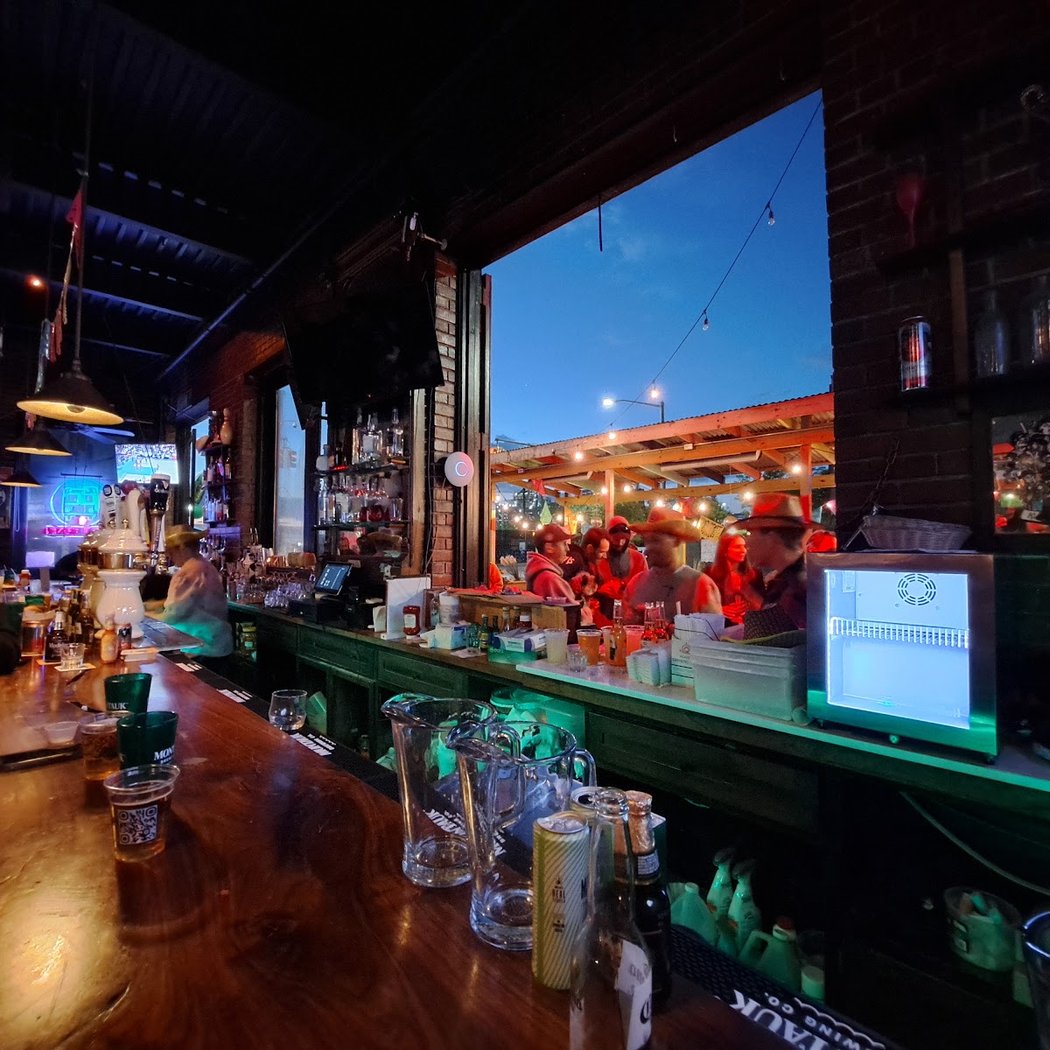 Bar Trivia Night 1