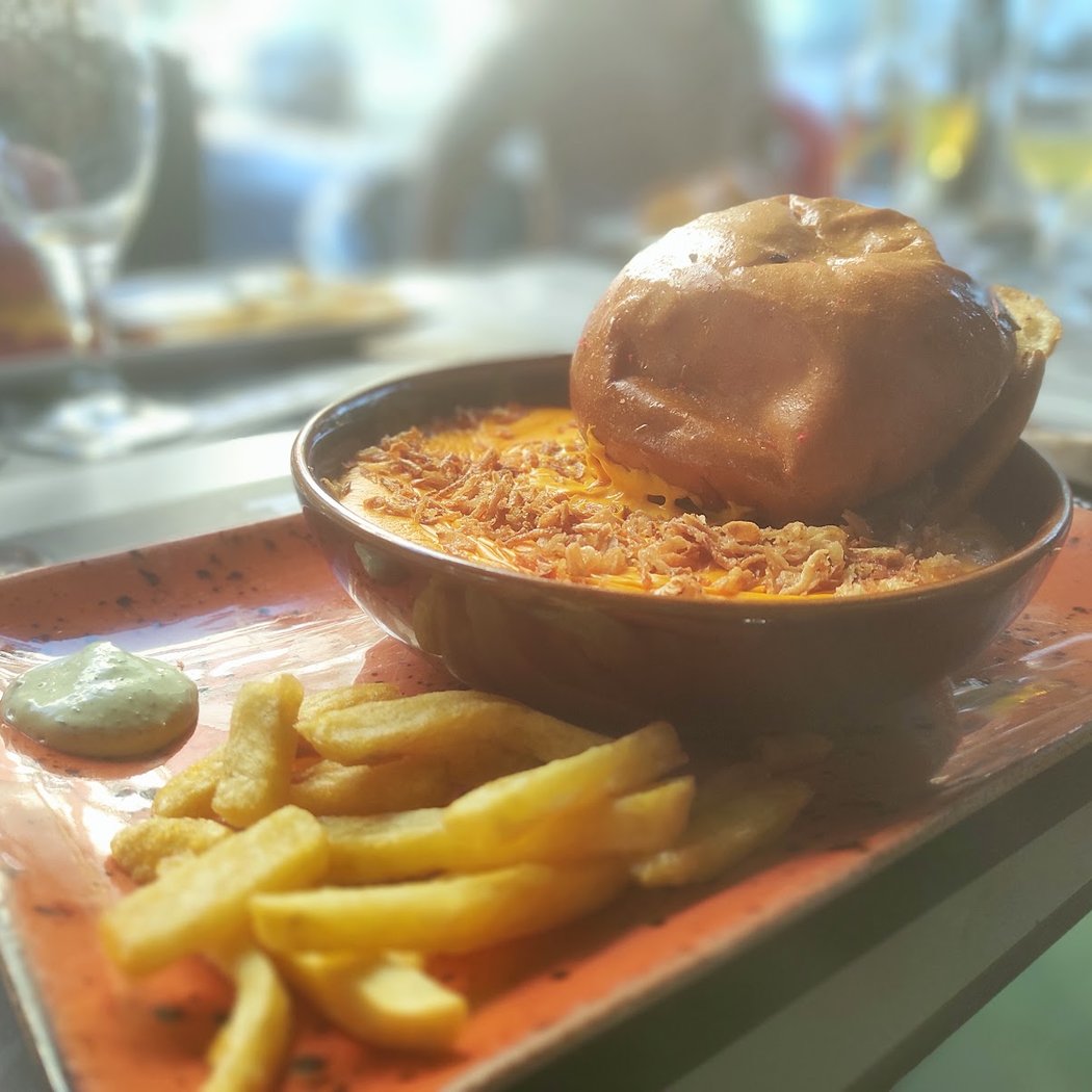 TORO BURGER SEVILLA 2