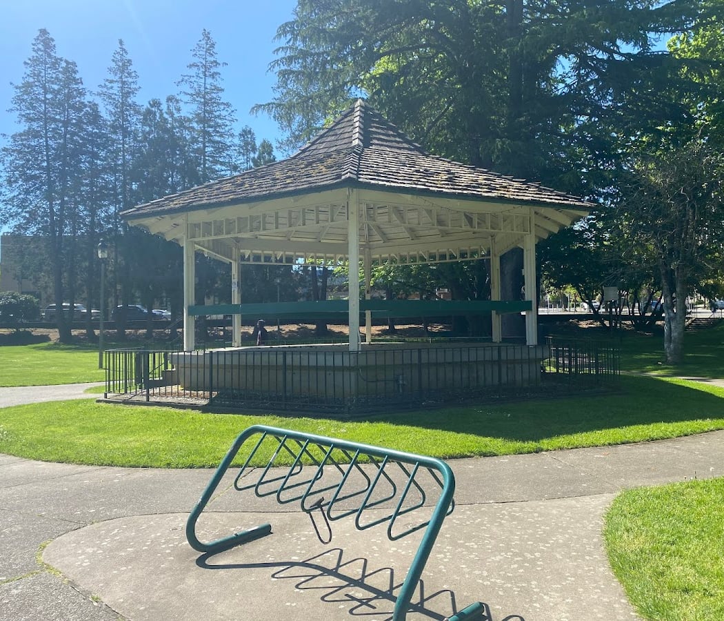 Sylvester Park 2
