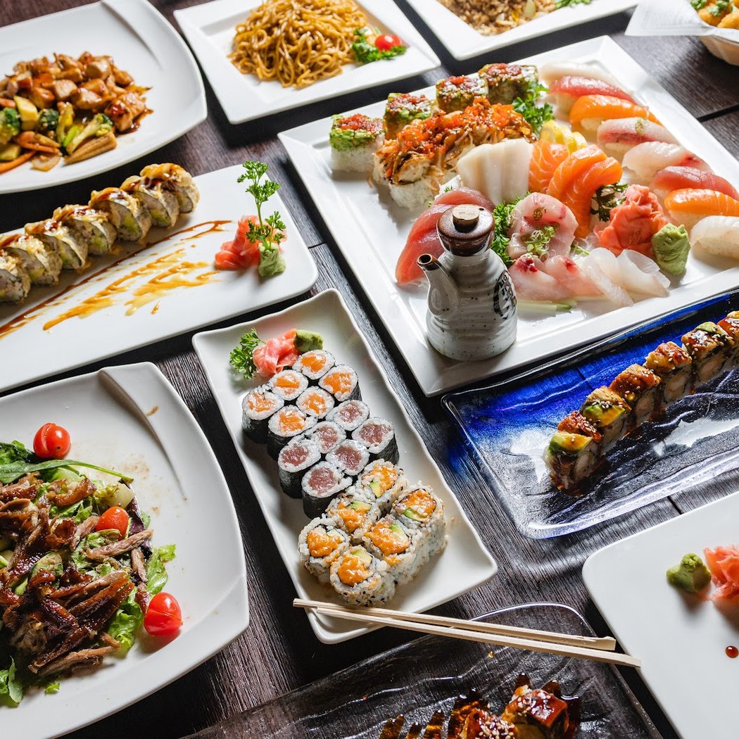 Momo Hibachi Steak House & Bar 3