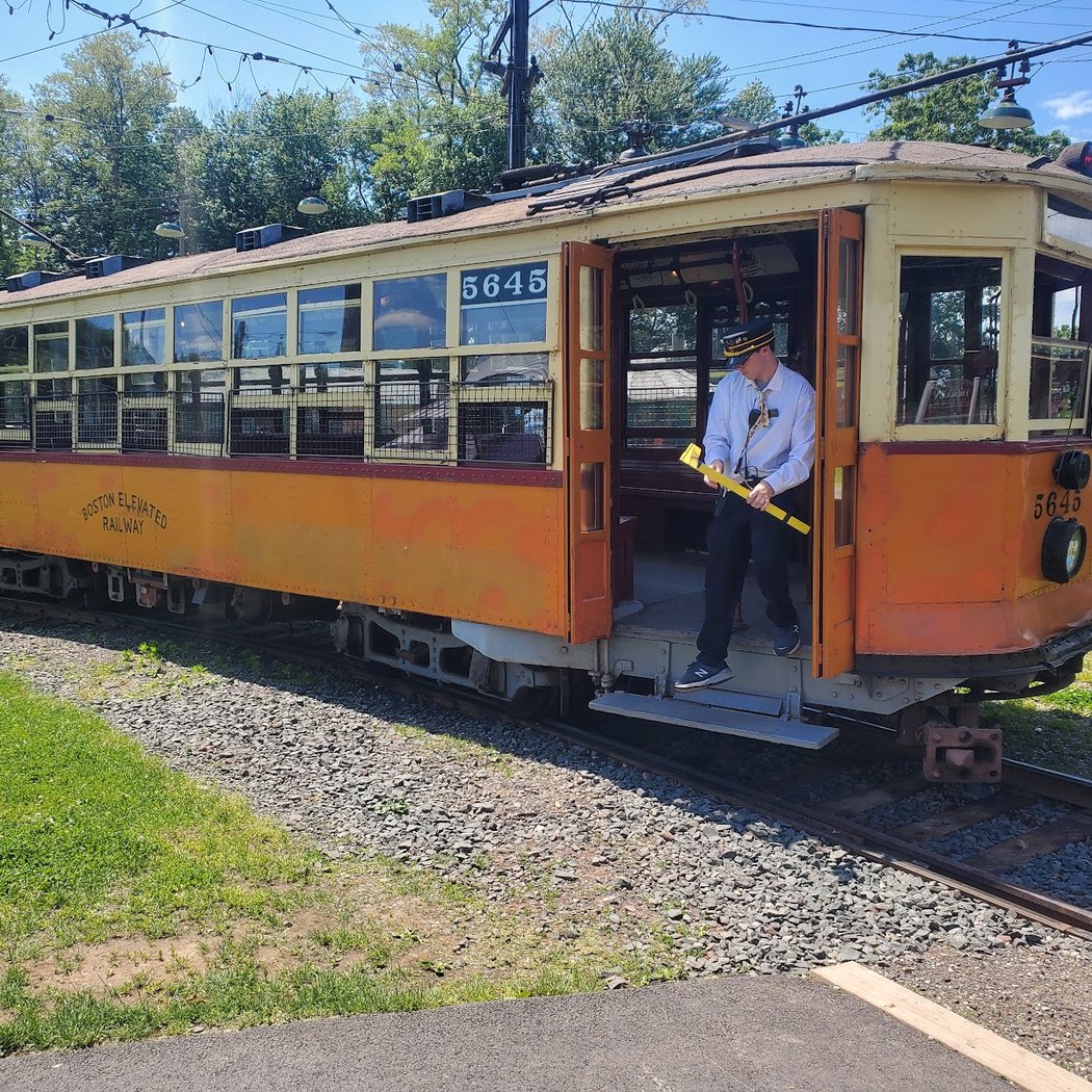 Pumpkin Patch Trolley 3