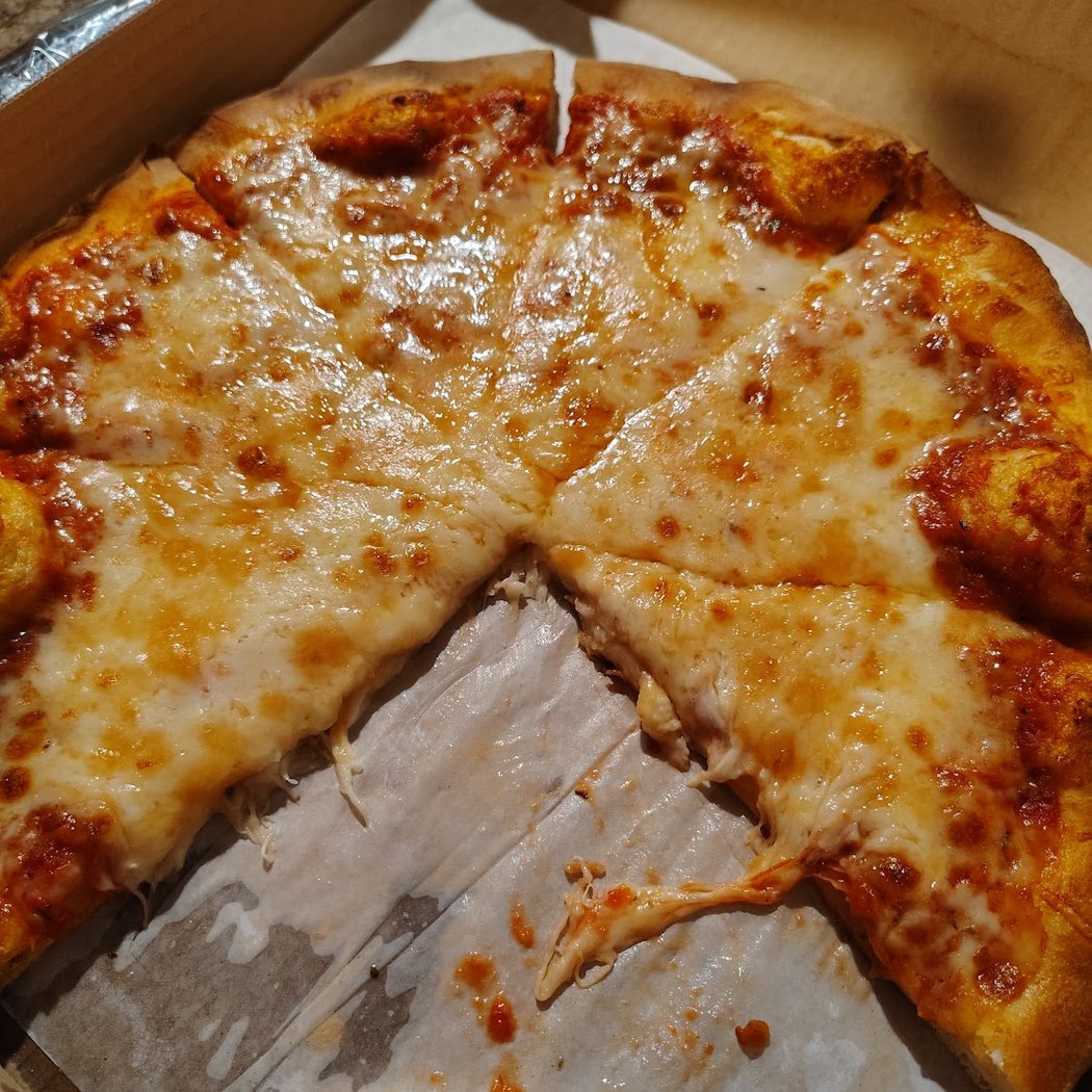 Gio's Pizza - Industrial Drive 3