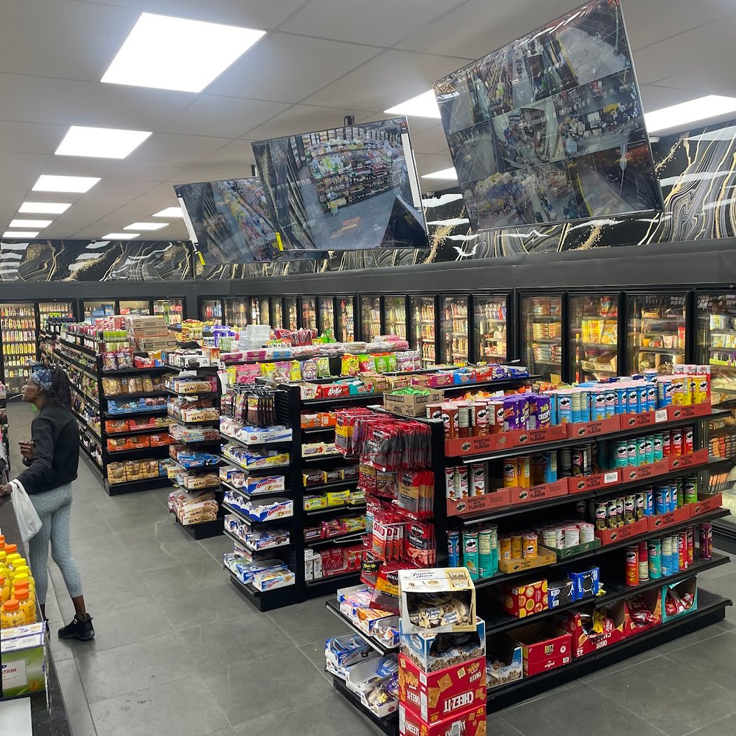 Tolins Liquor Store 3