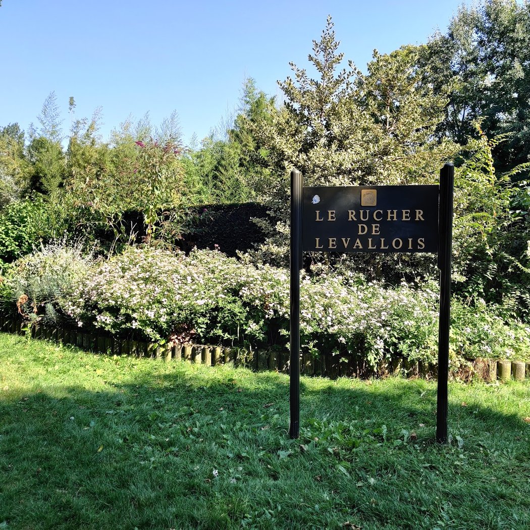 Le rucher des abeilles de l'île de la Jatte 3
