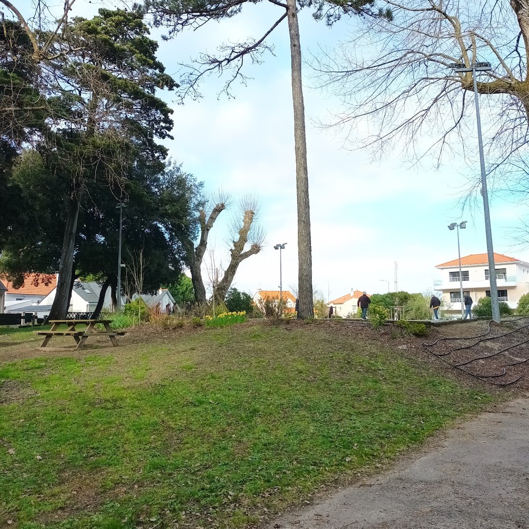 Vide grenier esp pétanque 4