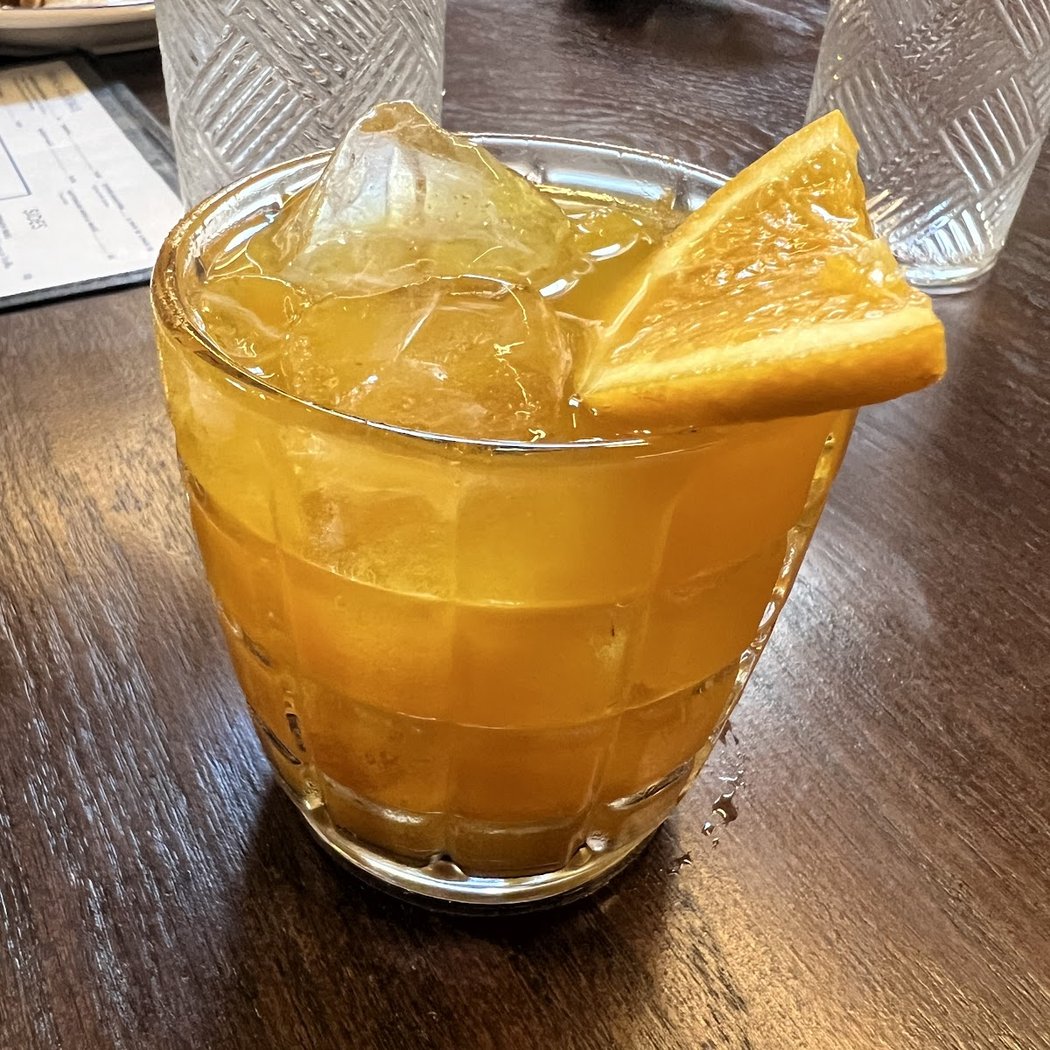 Bee's Knees & Honey Lounge 3
