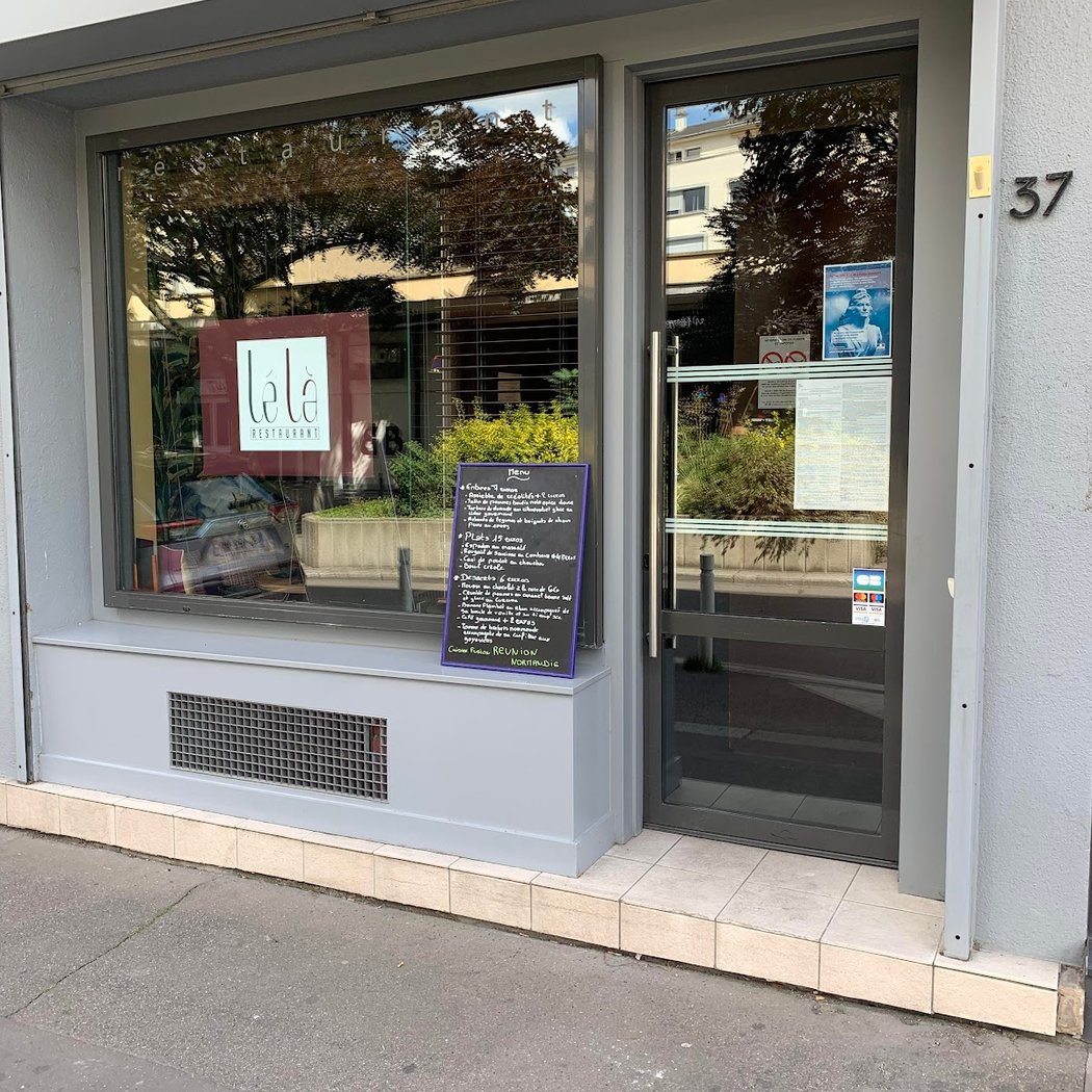 Lé Là Restaurant 2