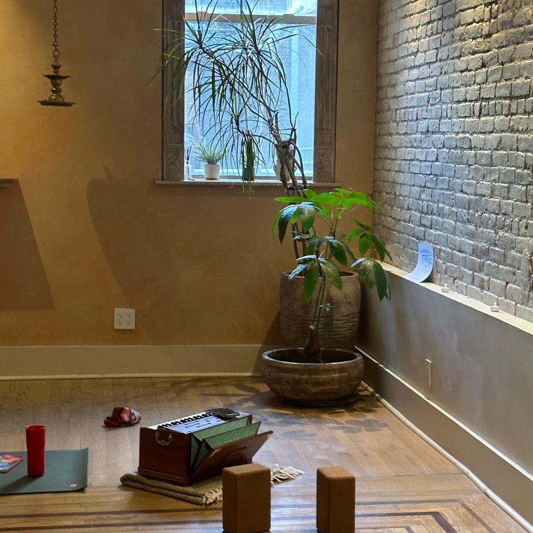 Bhakti Center Yoga 3