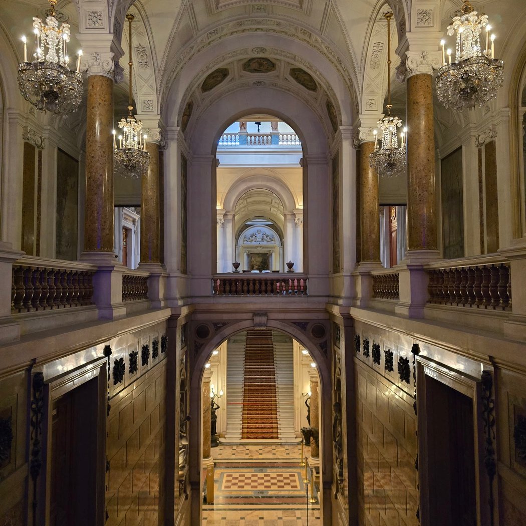 Hôtel de Ville 3